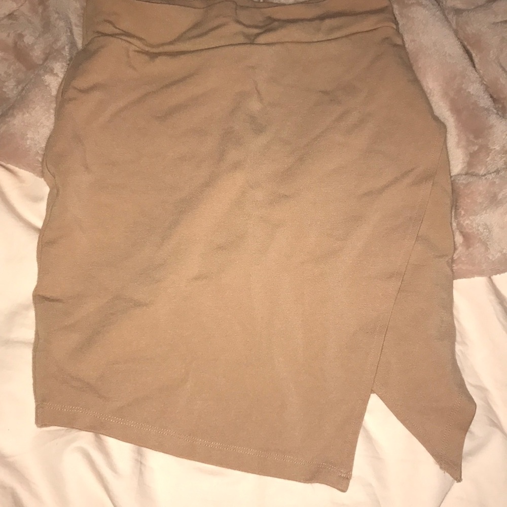 🌟 Forever 21 asymmetrical skirt